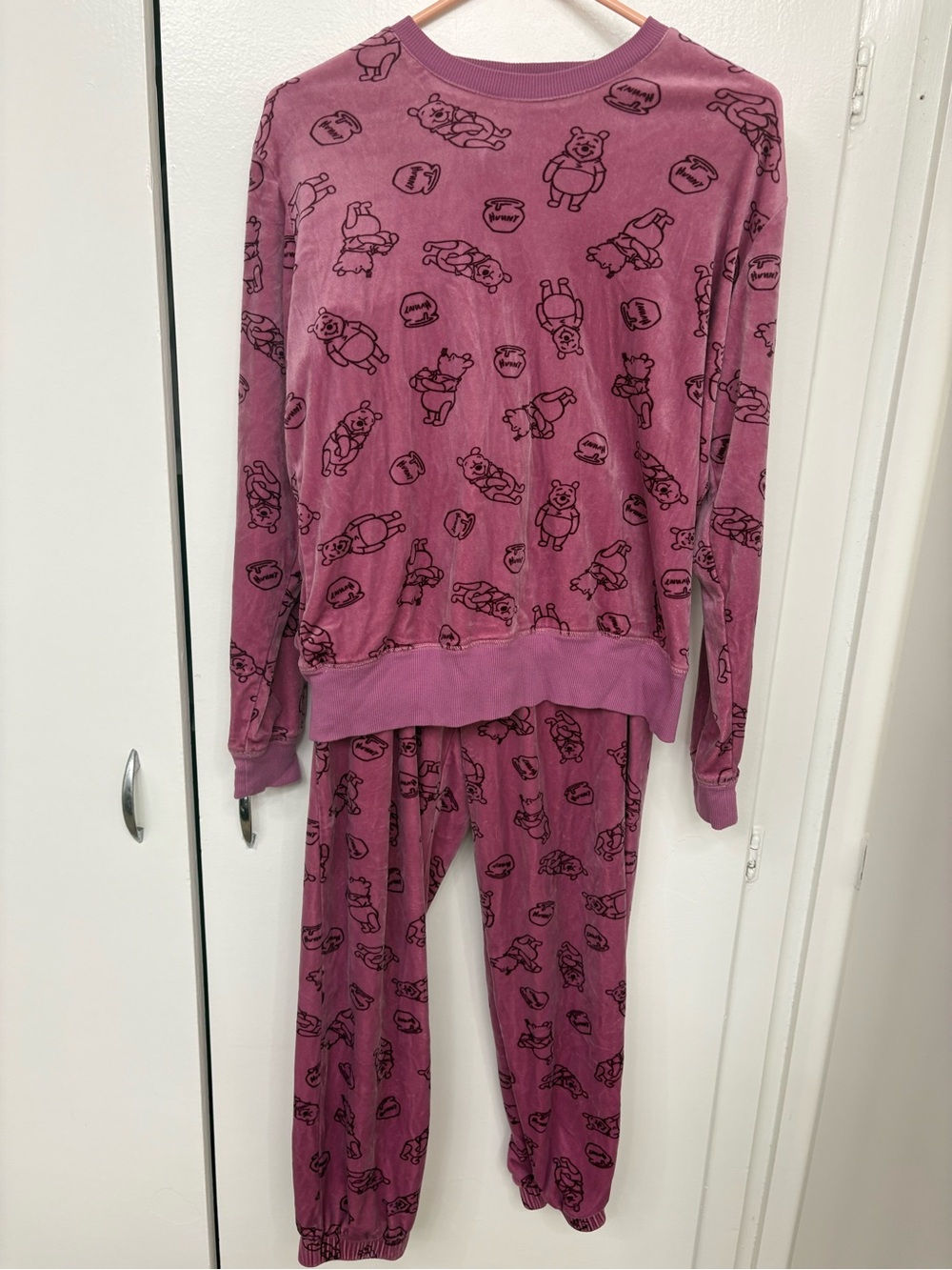 Disney Mauve Pink Winnie the Pooh Plush Lounge Set
